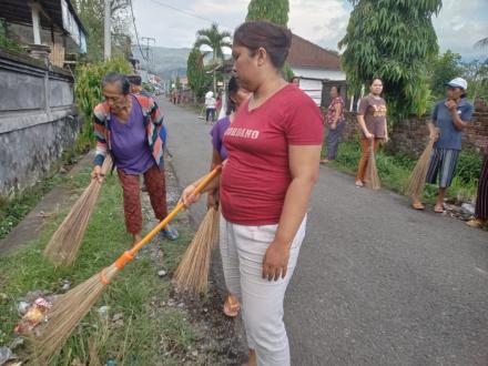 KEGIATAN GOTONG ROYONG